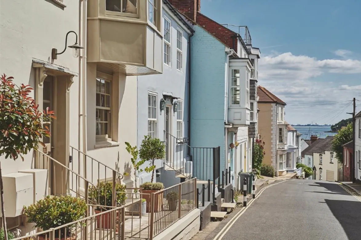 House High Street in Ryde