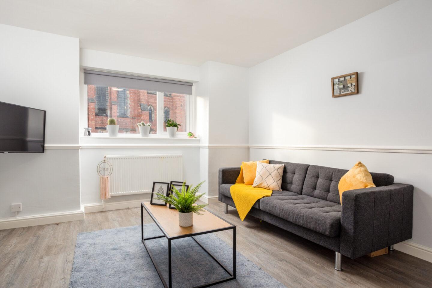 Room Thornville Court in Leeds