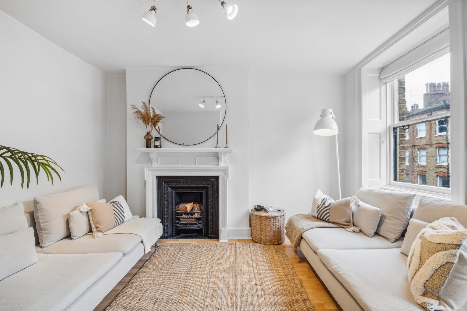 Flat Nottingham Place in City of Westminster