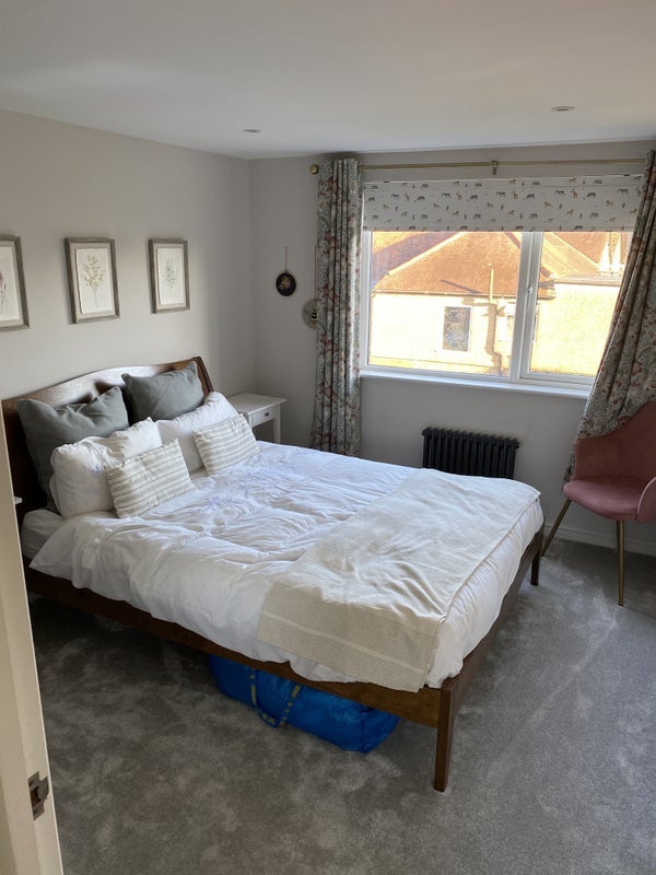 Room Rosebery Gardens in Greater London
