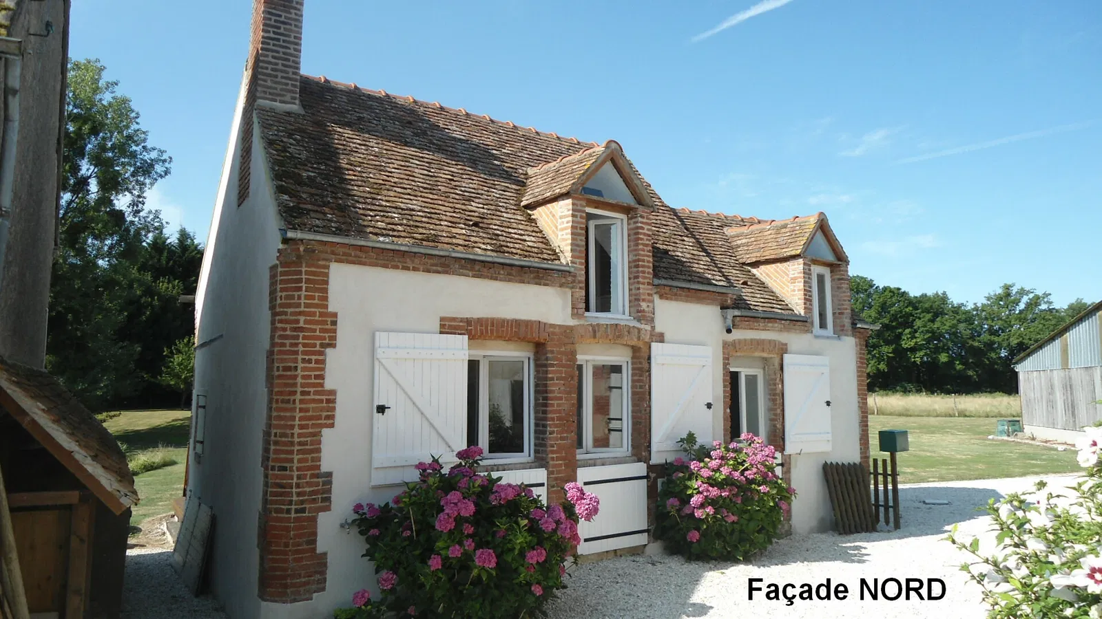 Maison Rue du Vieux Port à Guilly