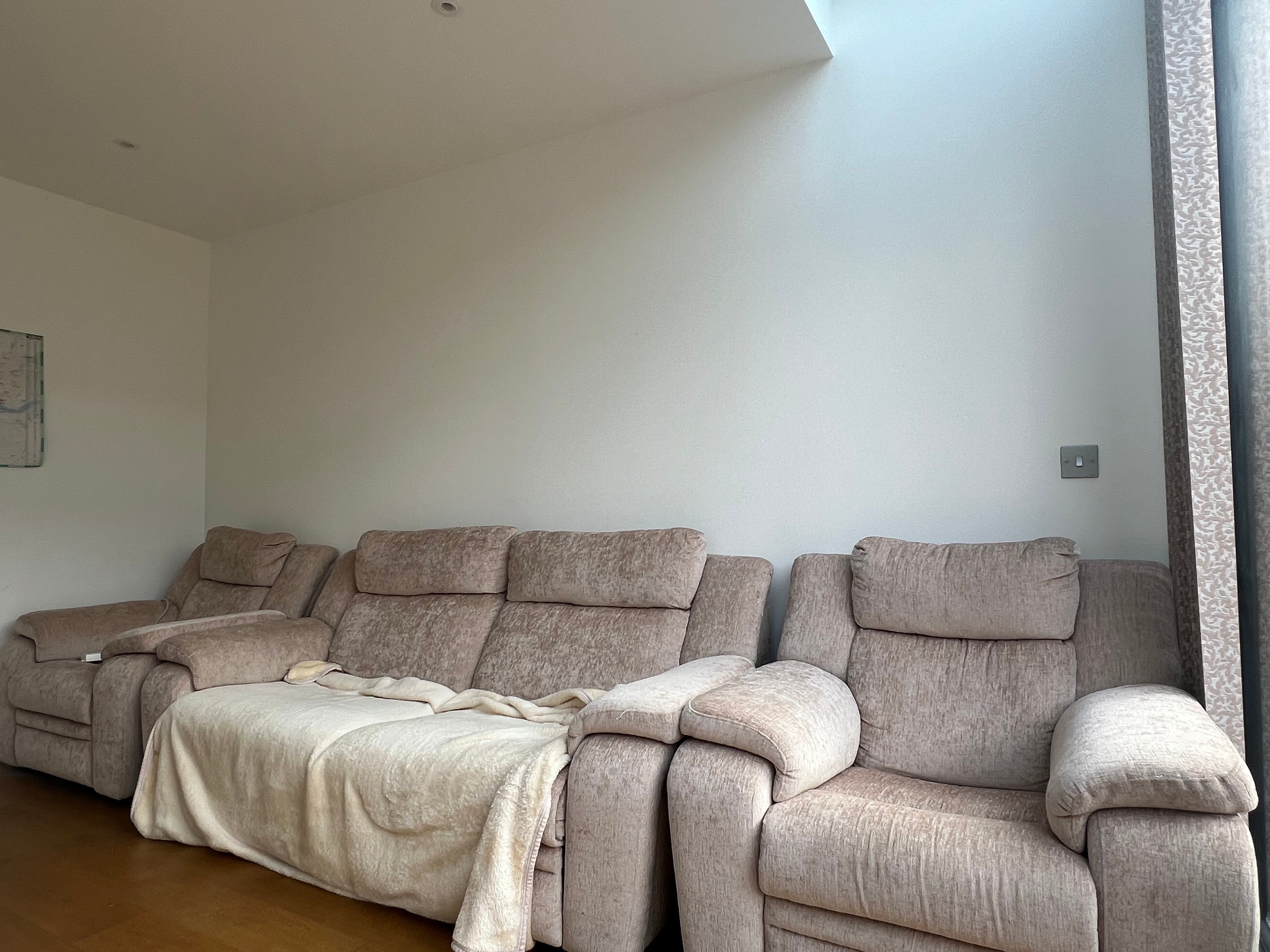 Flat Aerial Square in Greater London