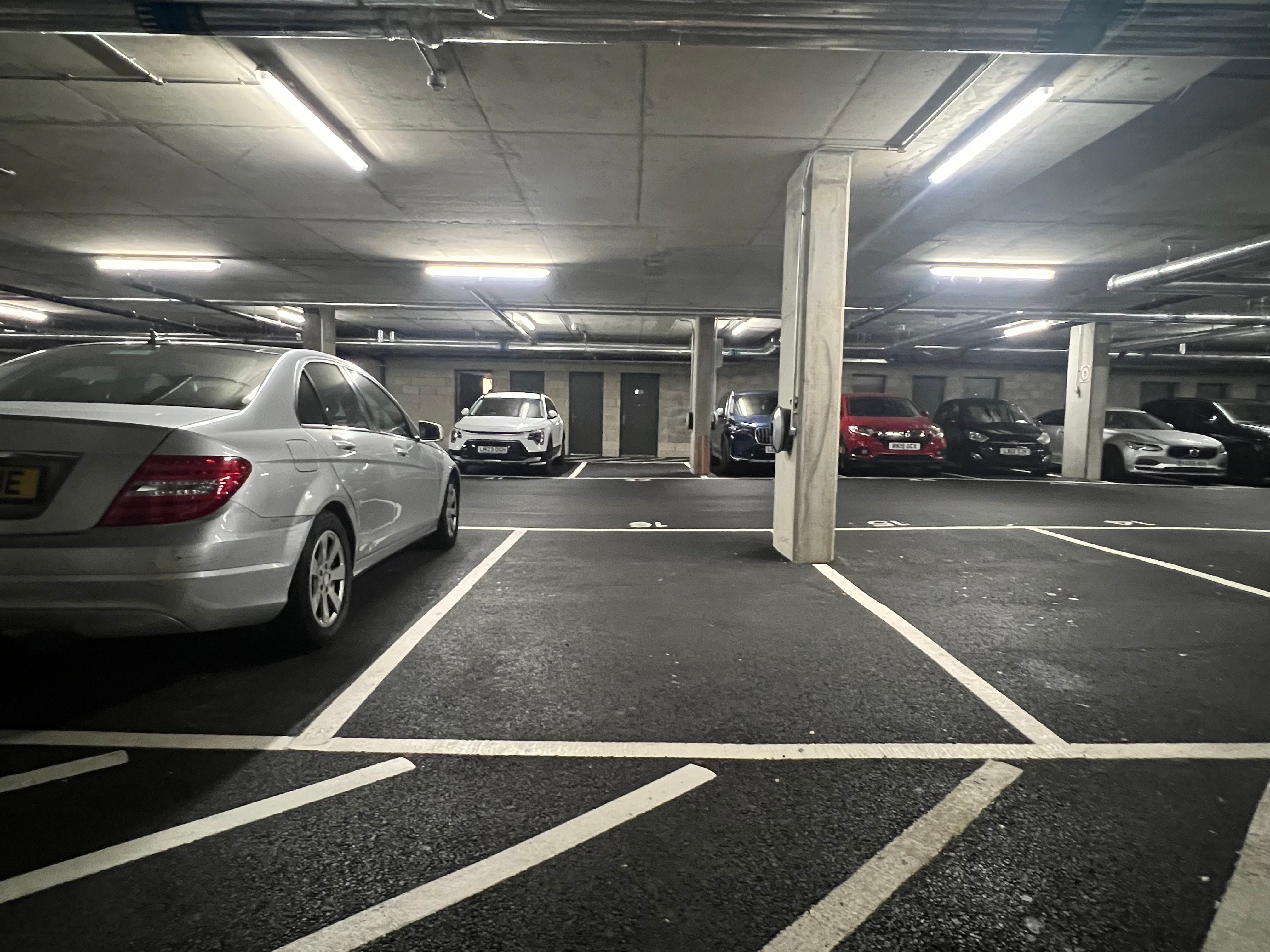 Flat Aerial Square in Greater London