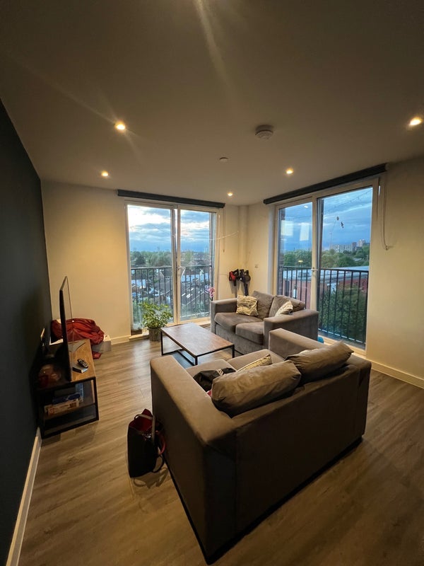 Flat Ordsall Lane in Salford