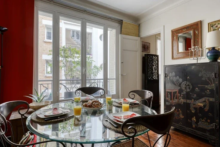 Flat Rue de la Faisanderie in Paris