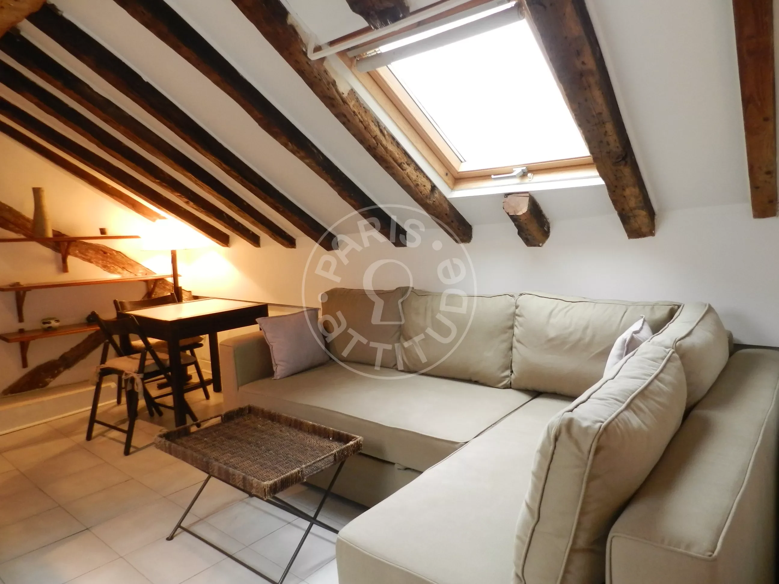 Appartement Rue des Innocents à Paris