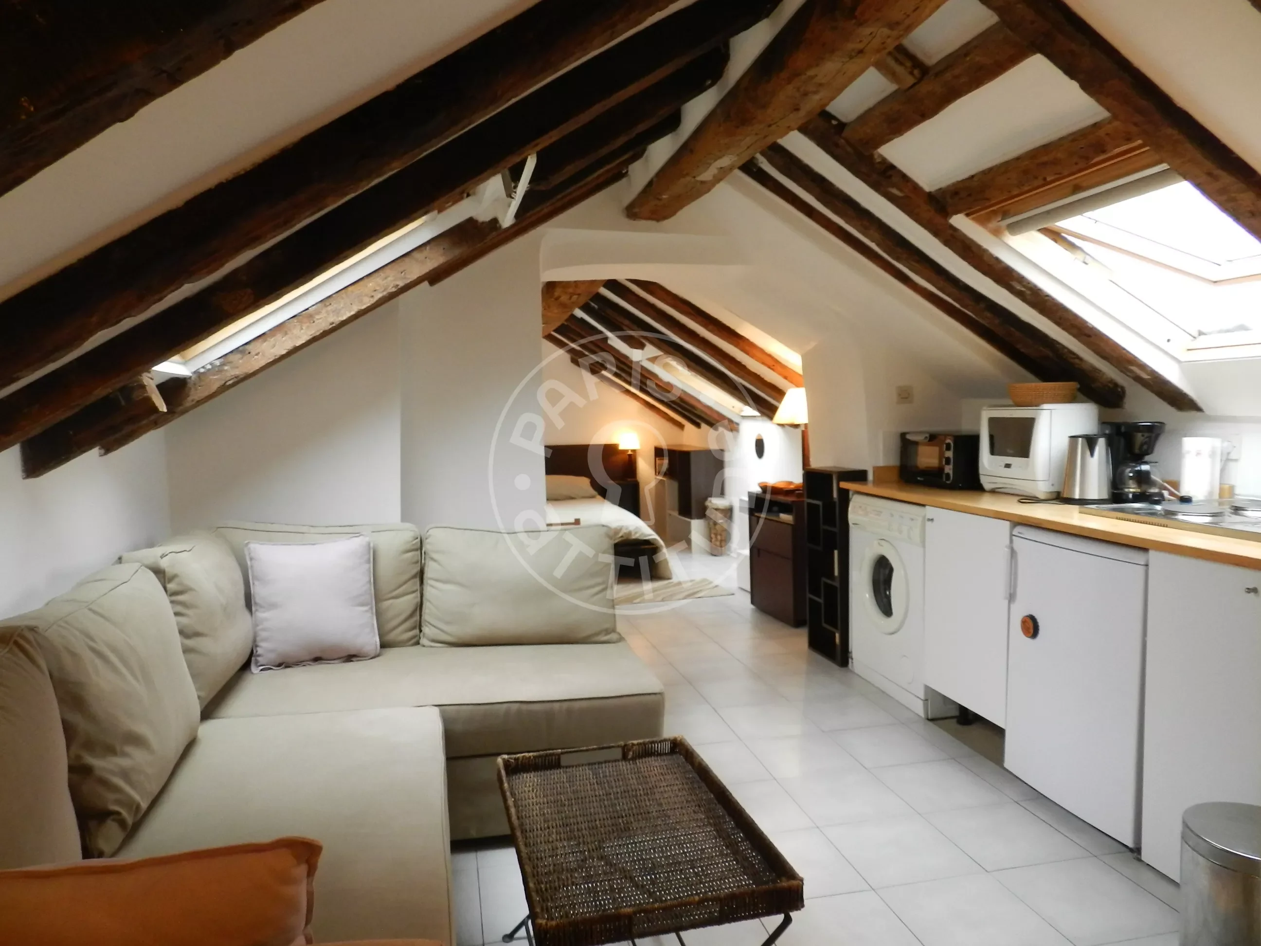 Appartement Rue des Innocents à Paris