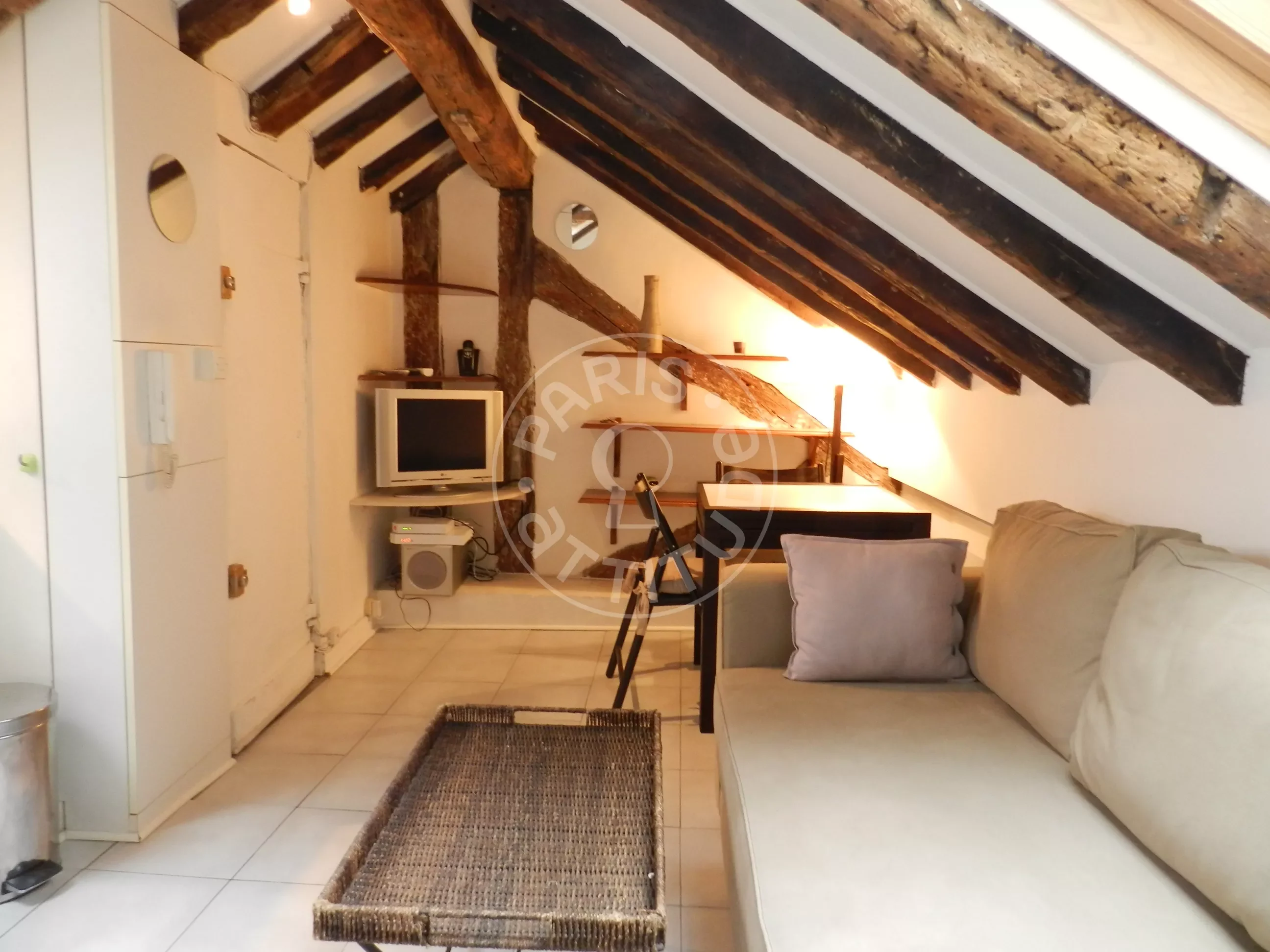 Appartement Rue des Innocents à Paris