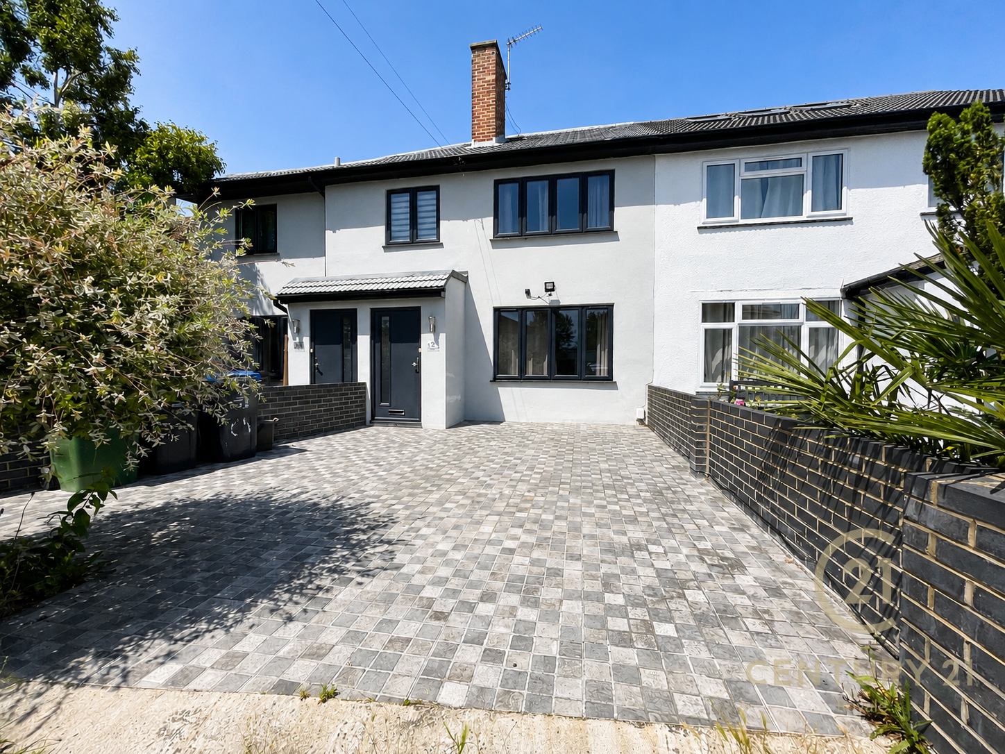 House Bazalgette Gardens in Greater London