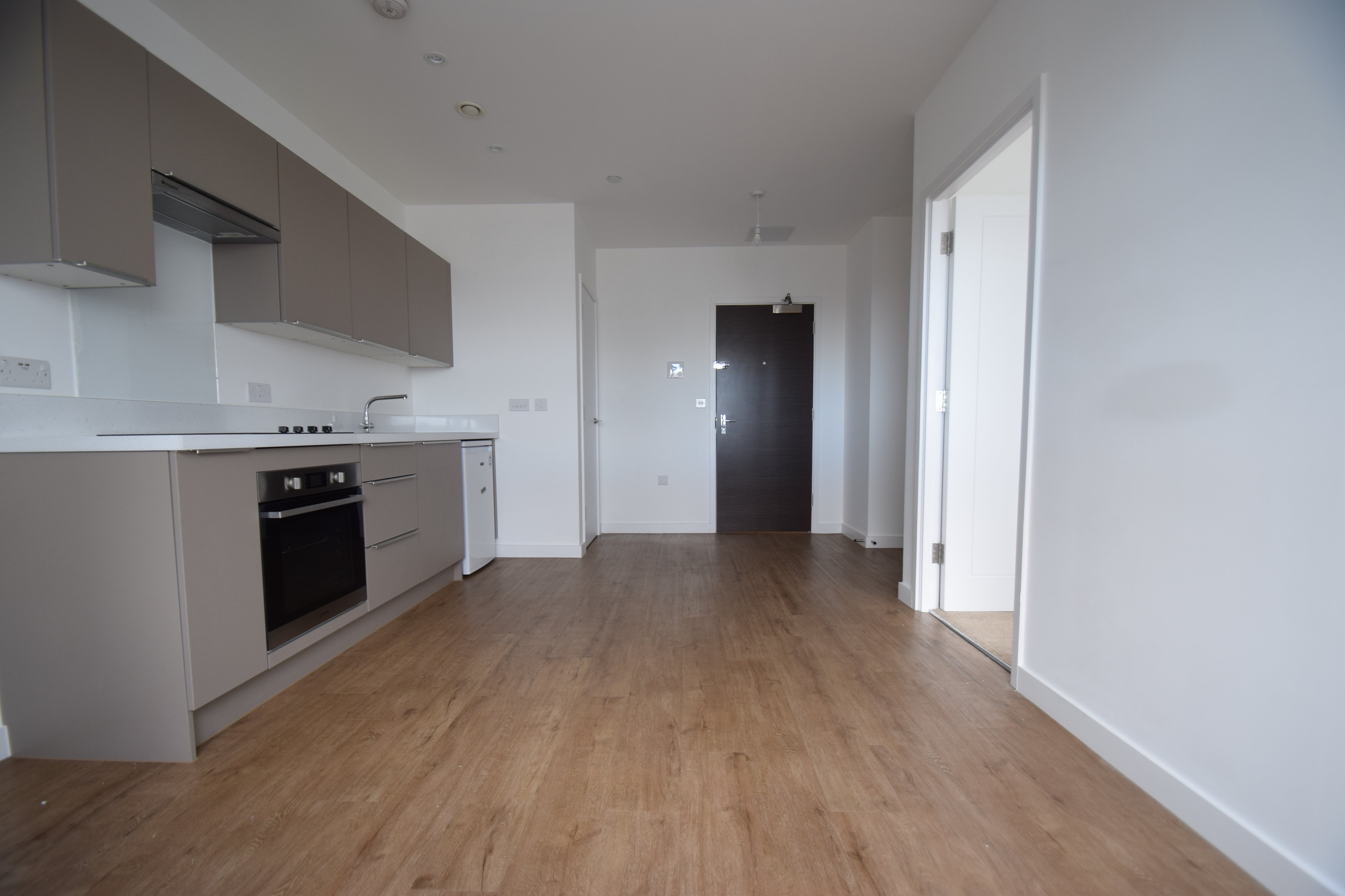 Flat Victoria Avenue in Southend-on-Sea