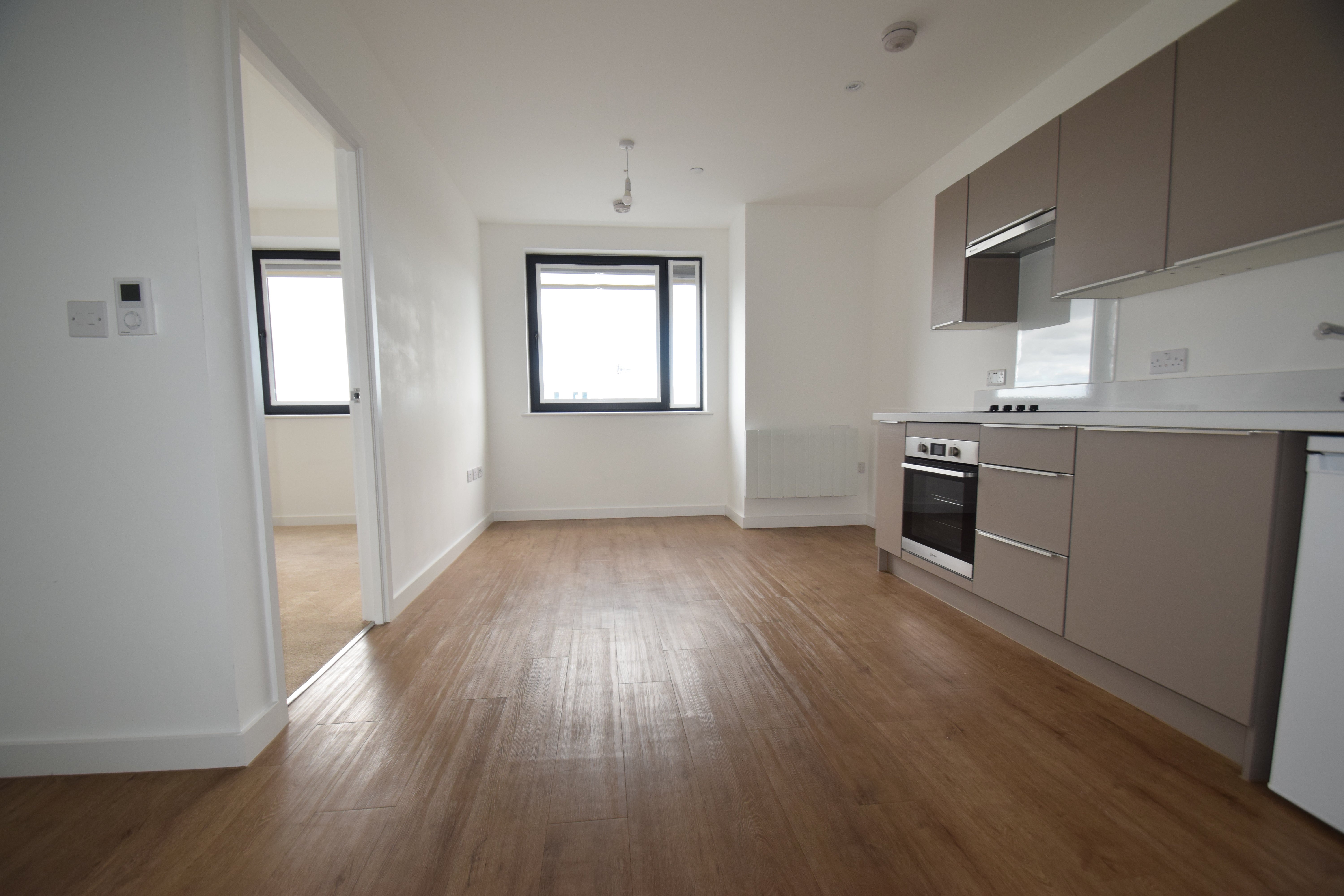 Flat Victoria Avenue in Southend-on-Sea