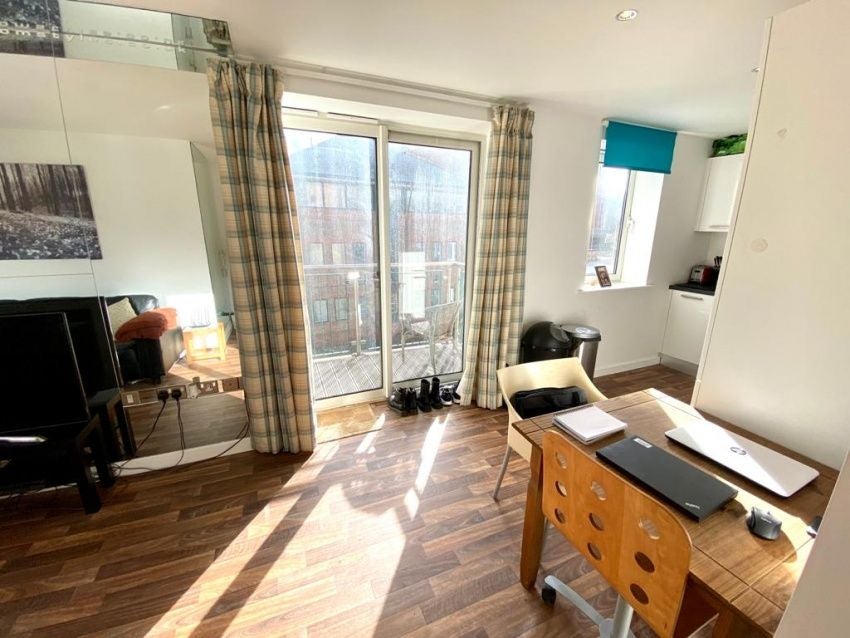 Room Porter Brook Trail in Sheffield