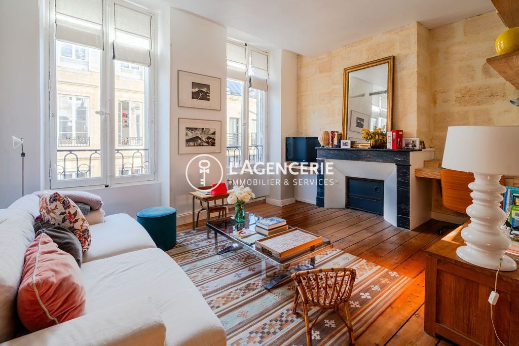 Appartement Place Bardineau à Bordeaux