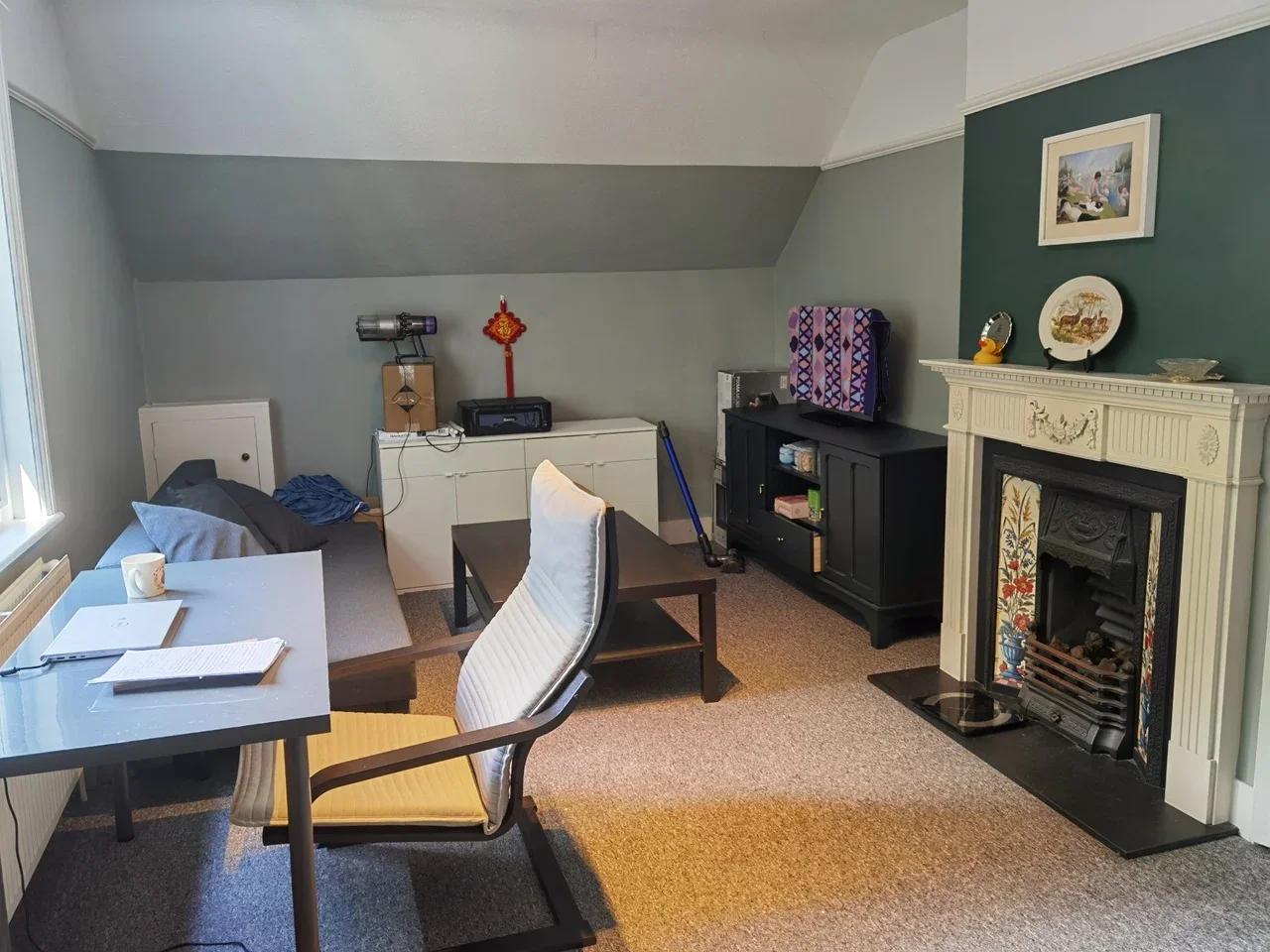Flat Oaklands Gardens in Greater London