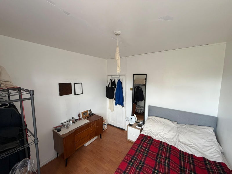Room Scott Street in Greater London