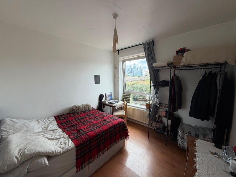 Room Scott Street in Greater London