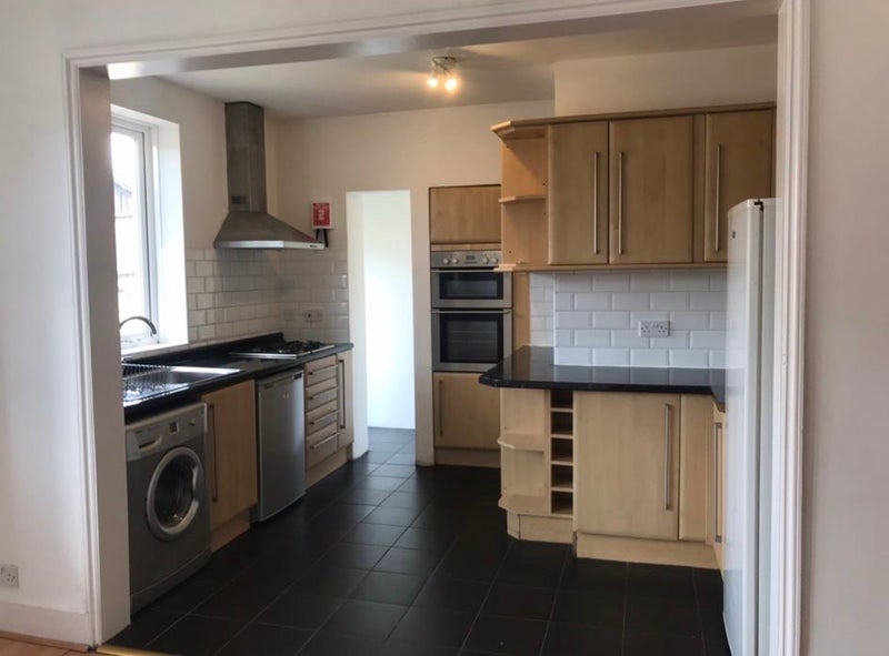 Room Brockley Road in Greater London