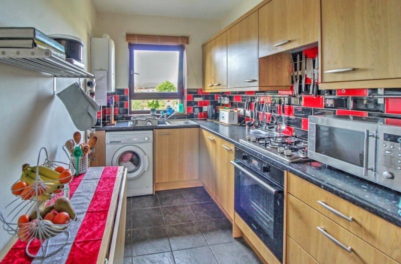 Room Ferry Road Drive in City of Edinburgh
