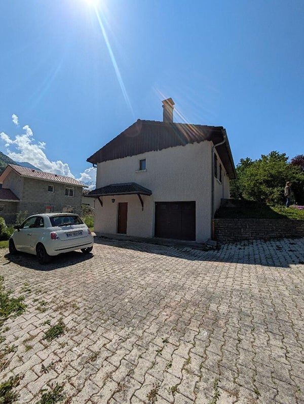 Maison Rue de Retourdière à Allevard