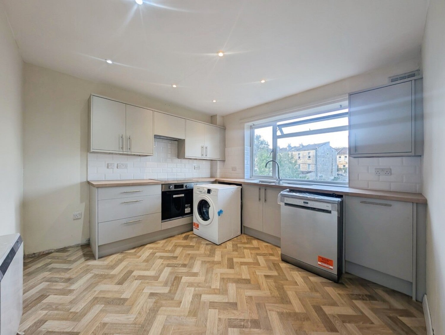 Flat Pitman Court in Bath