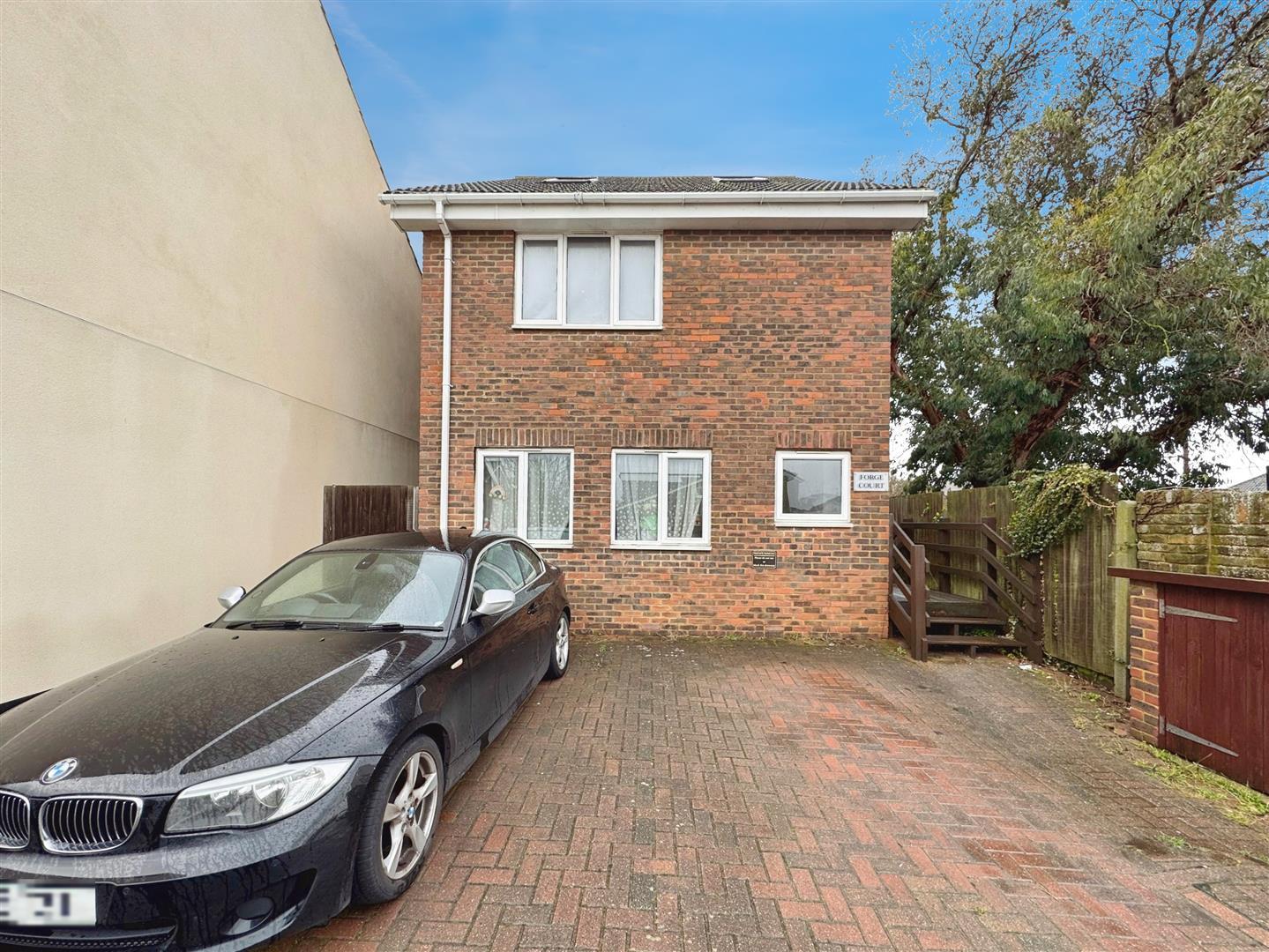 Flat B2004 in Gillingham