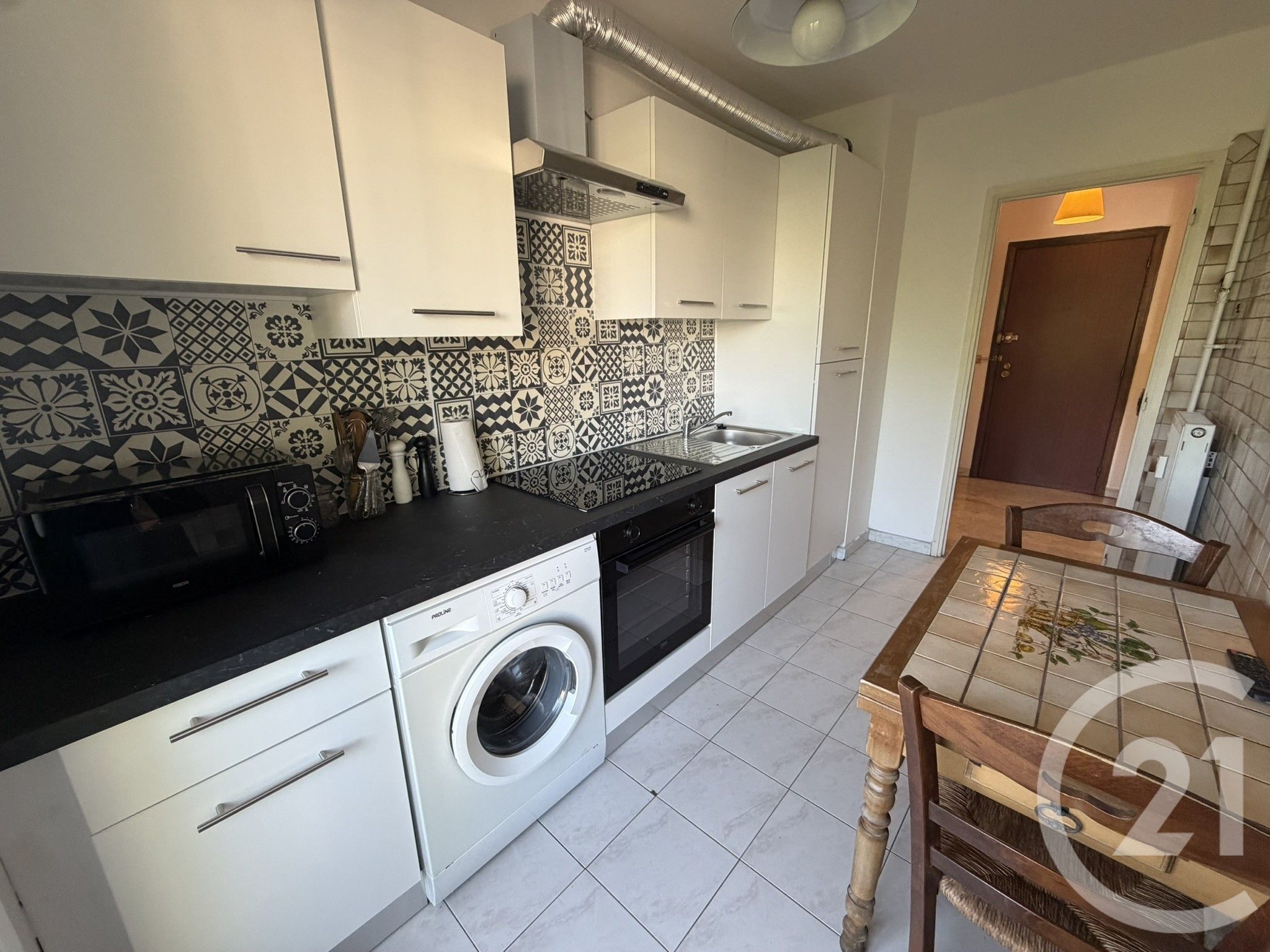 Appartement Avenue de la Gare à Cagnes-sur-Mer
