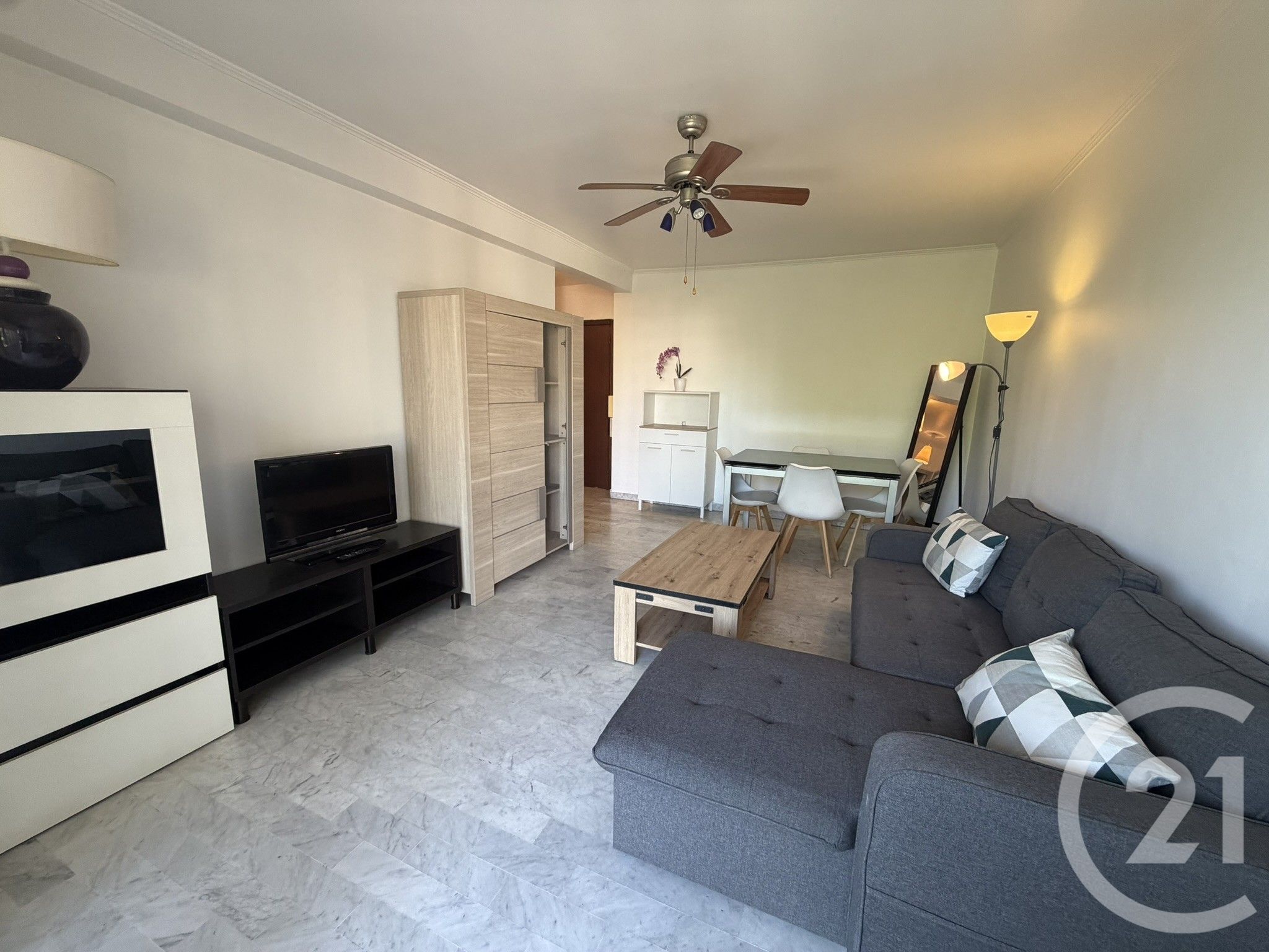 Appartement Avenue de la Gare à Cagnes-sur-Mer