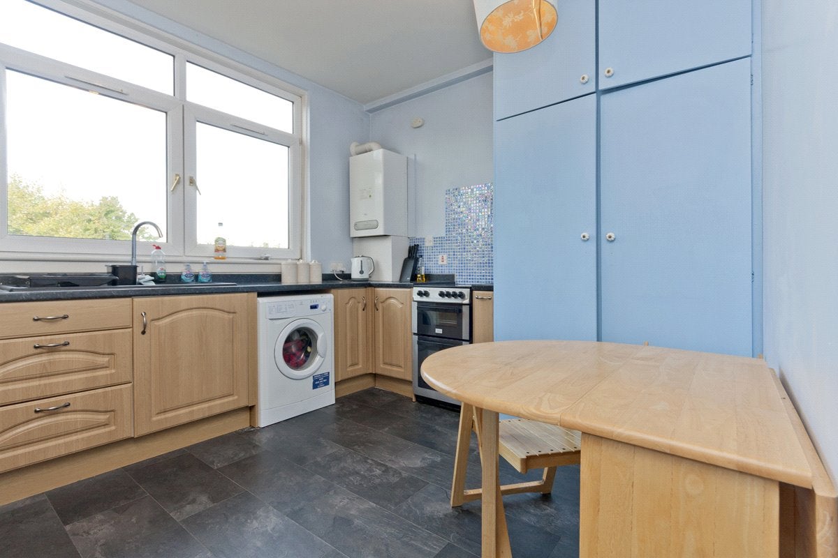 Flat Holburn Street in Aberdeen City