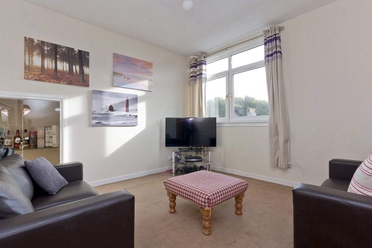 Flat Holburn Street in Aberdeen City