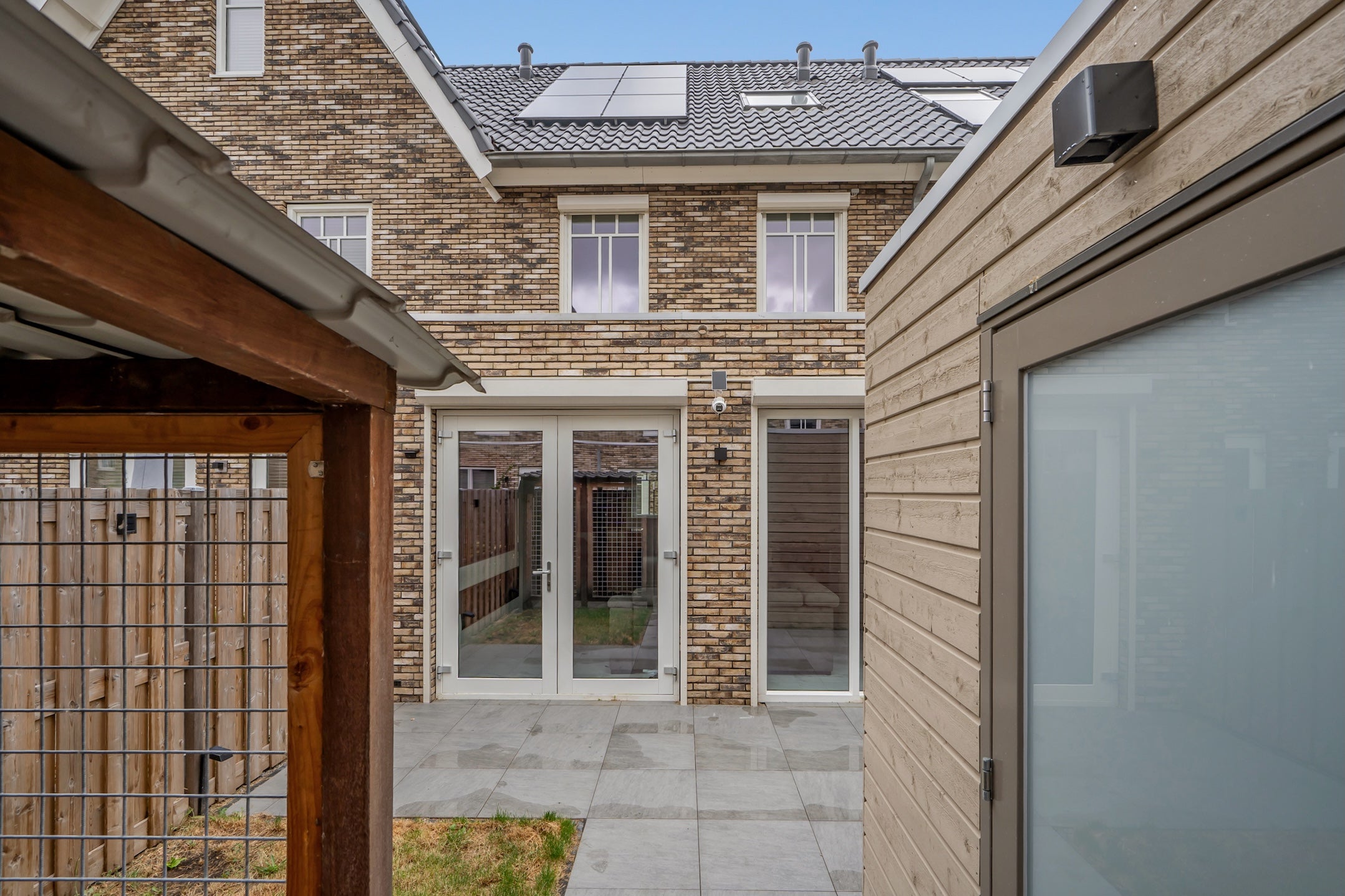 Tussenwoning te koop: Amstelstroom 73, Zoetermeer