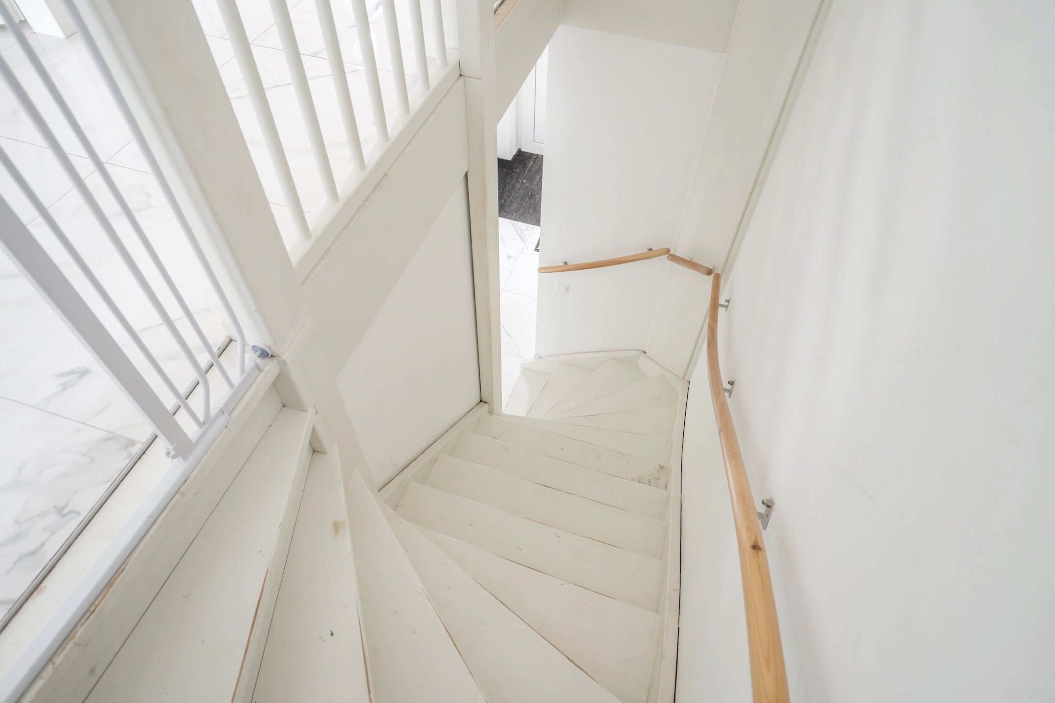Tussenwoning te koop: Amstelstroom 73, Zoetermeer