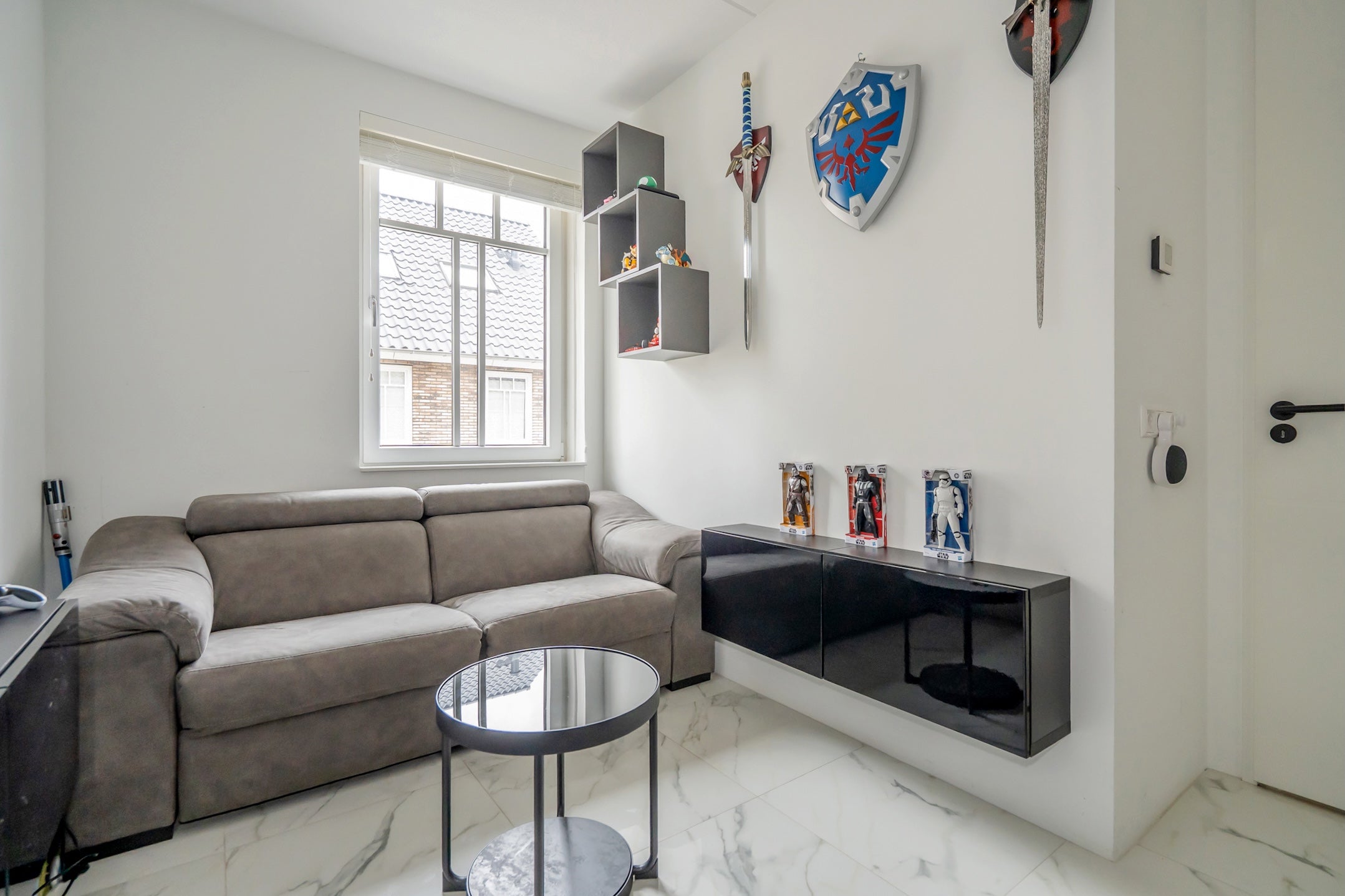 Tussenwoning te koop: Amstelstroom 73, Zoetermeer