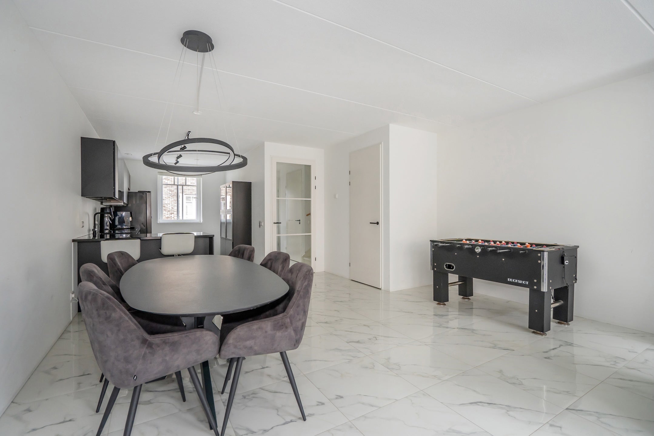 Tussenwoning te koop: Amstelstroom 73, Zoetermeer