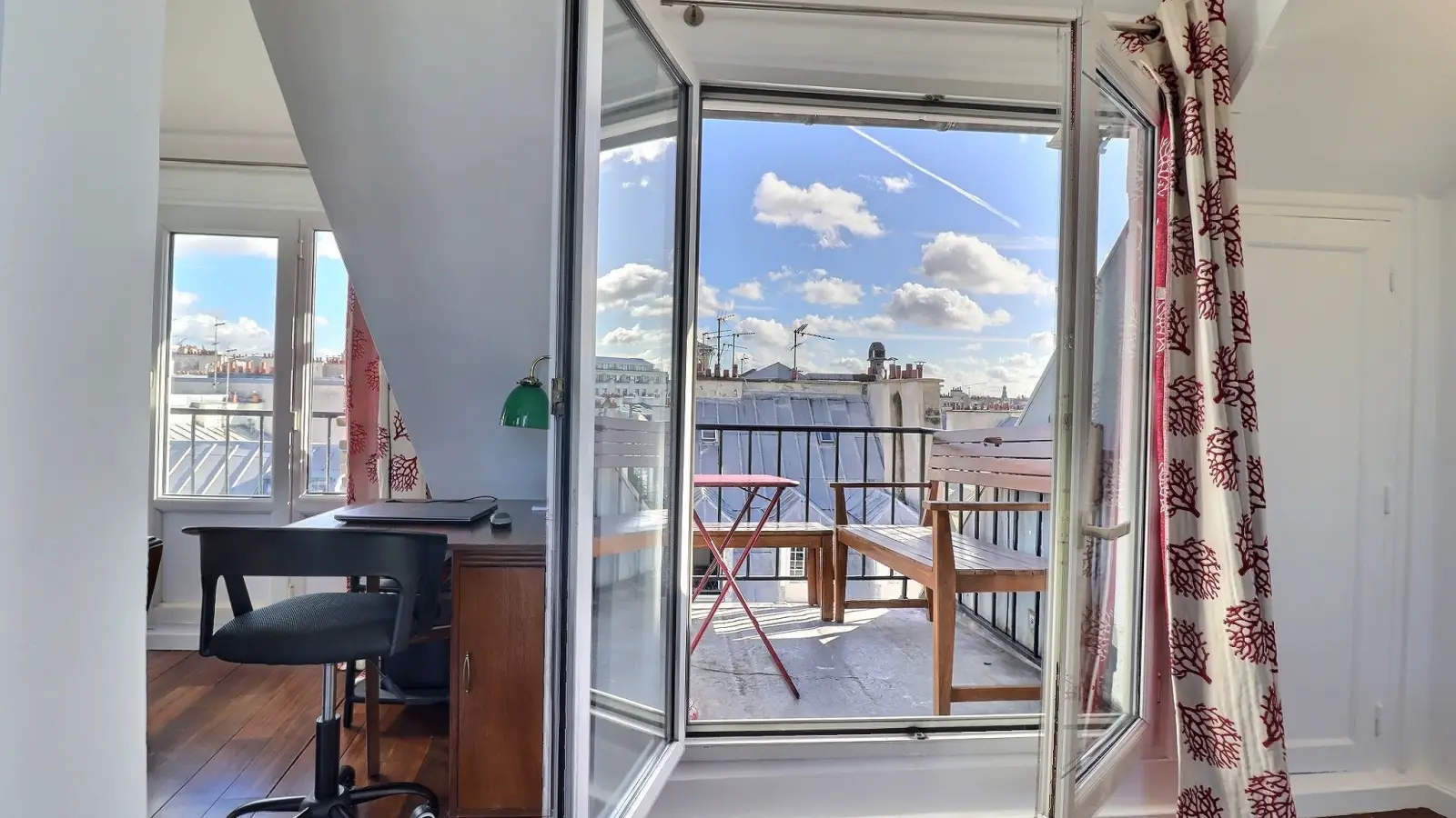 Appartement Rue Saint-Lazare à Paris
