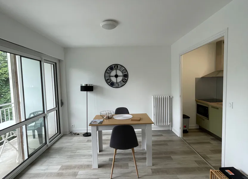 Flat Rue François René de Châteaubriand in Vannes