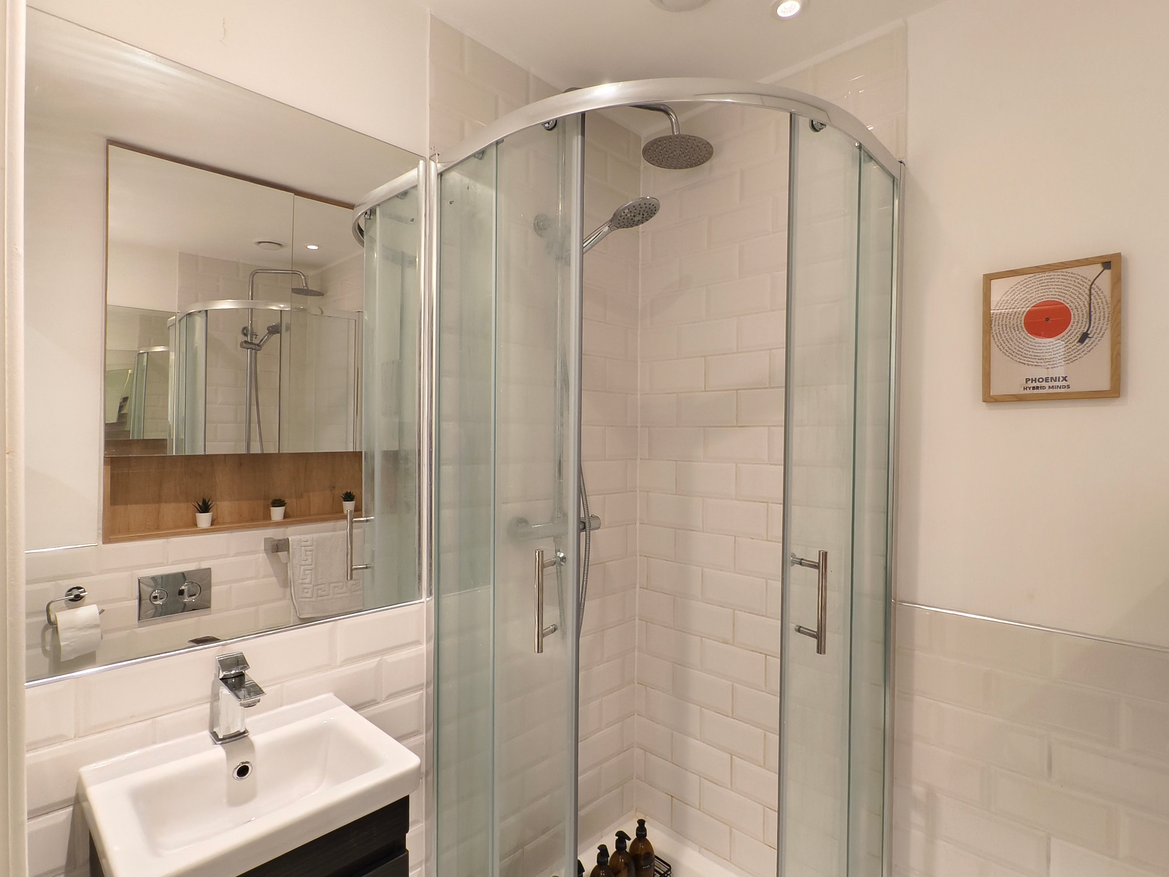 Flat Sloane Avenue in Greater London