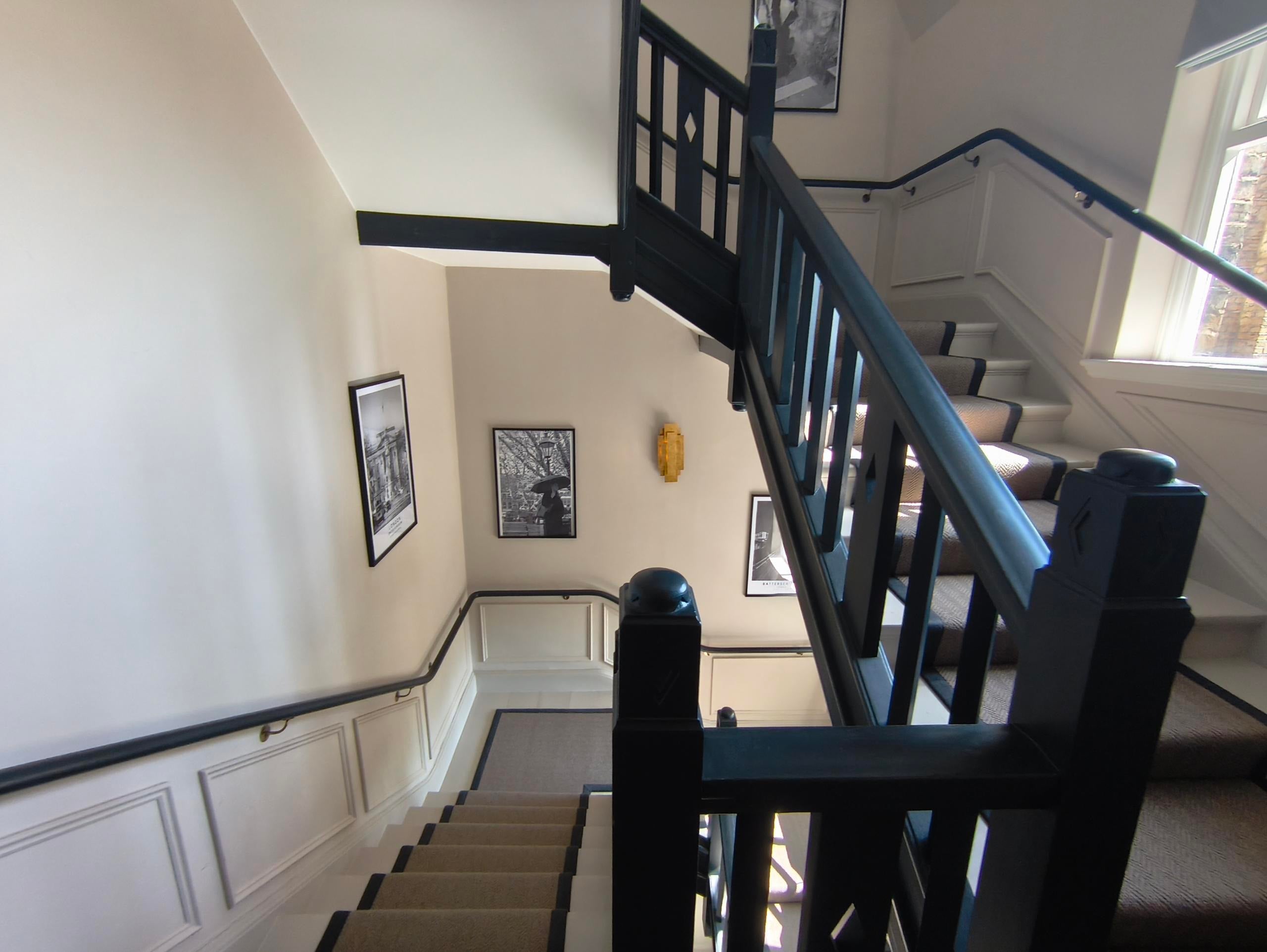 Flat Sloane Avenue in Greater London