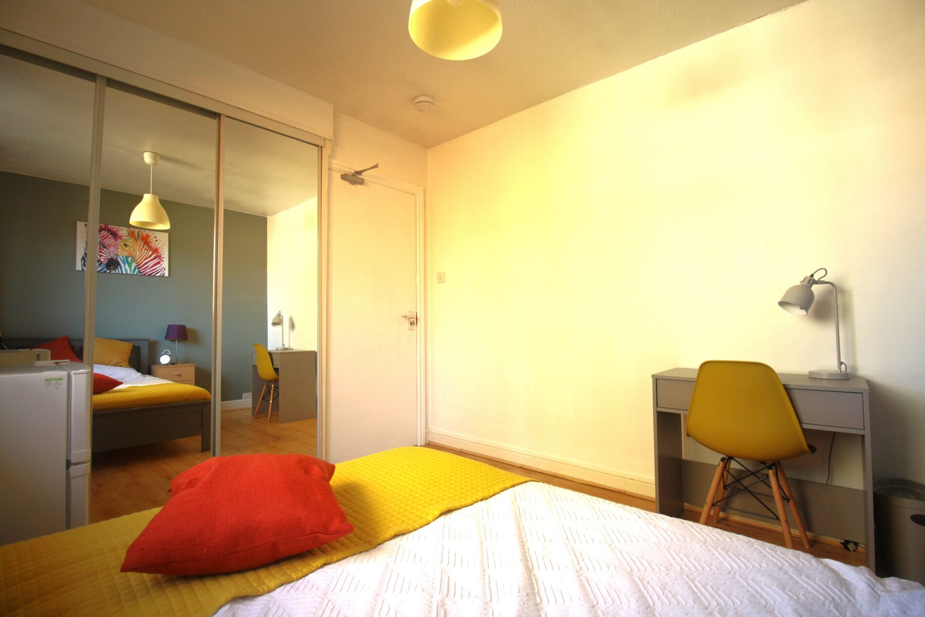 Room Staunton Court in Lincoln