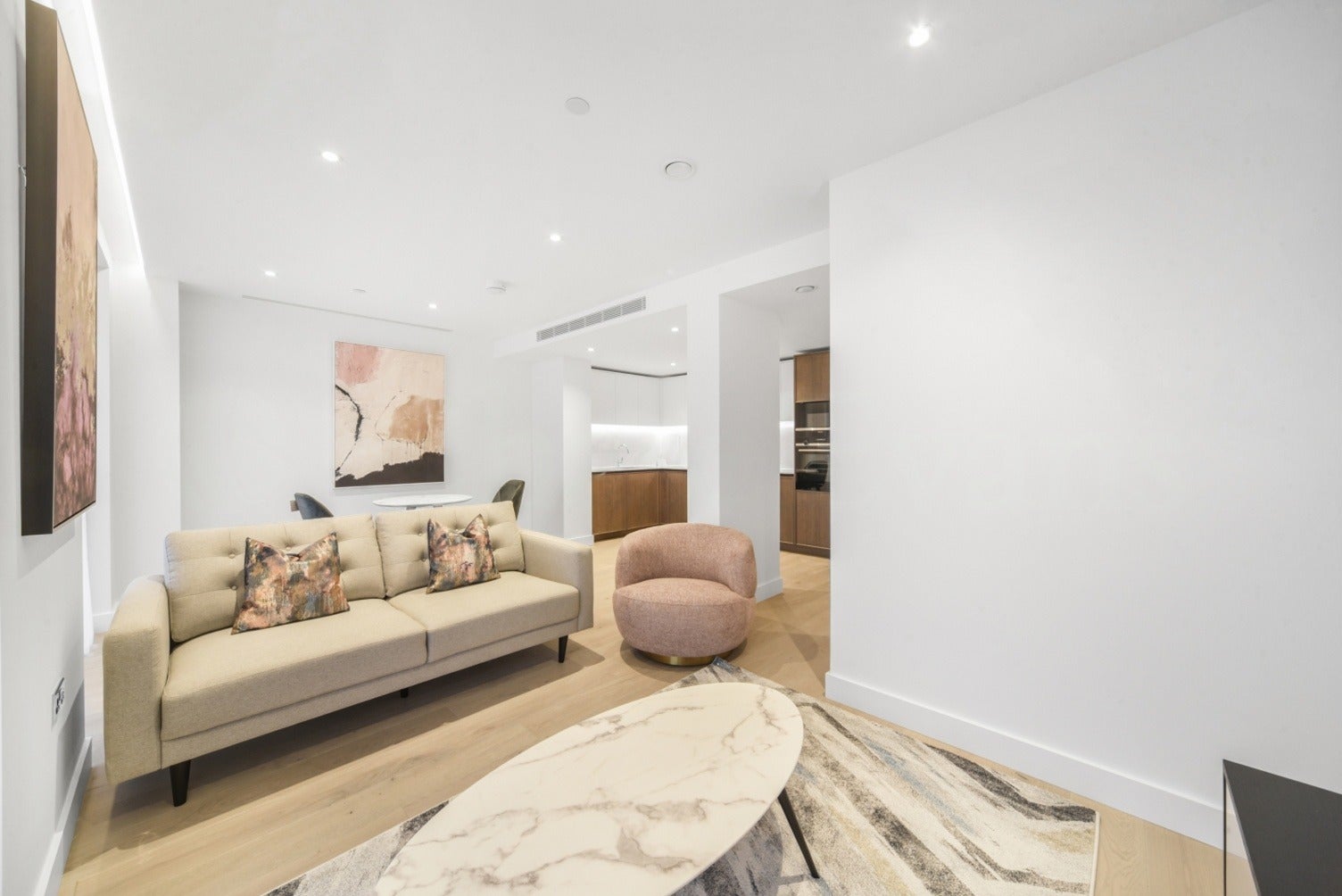 Flat Calthorpe Street in Greater London