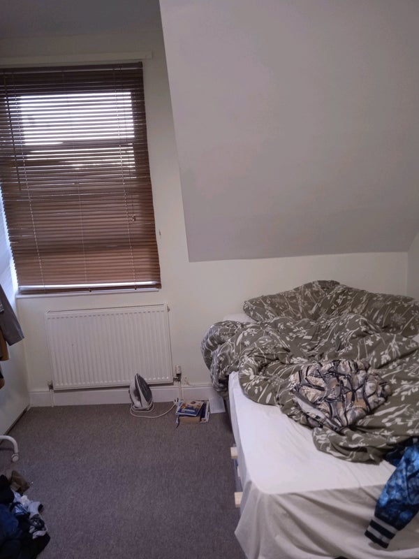 Room Brockley Road in Greater London