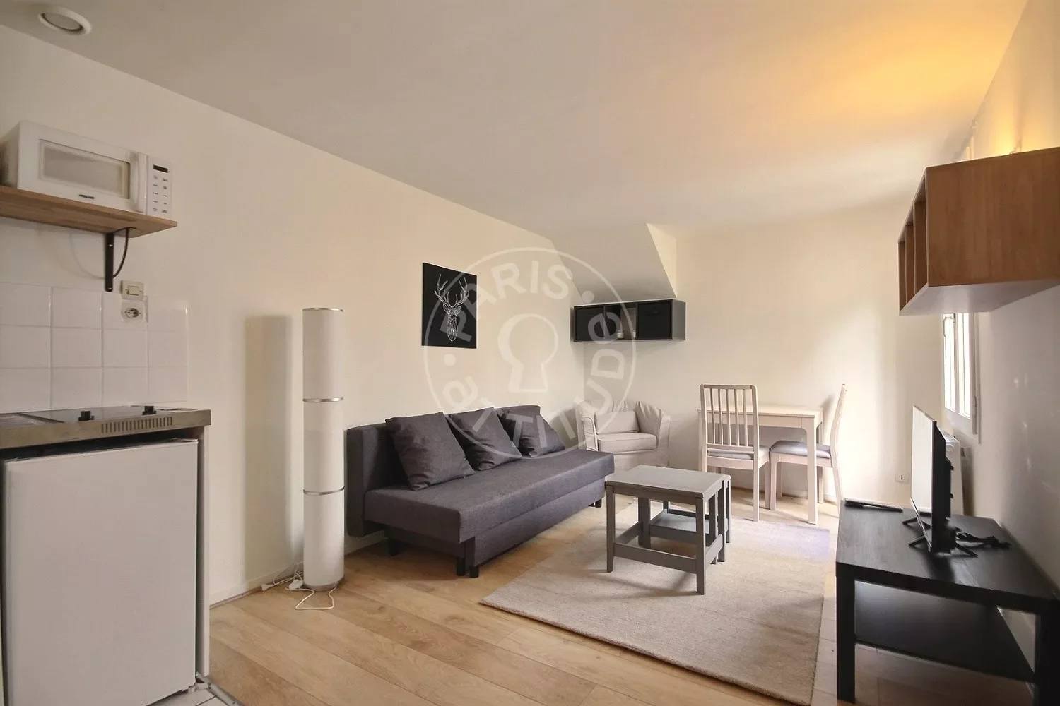 Flat Rue de Nancy in Paris
