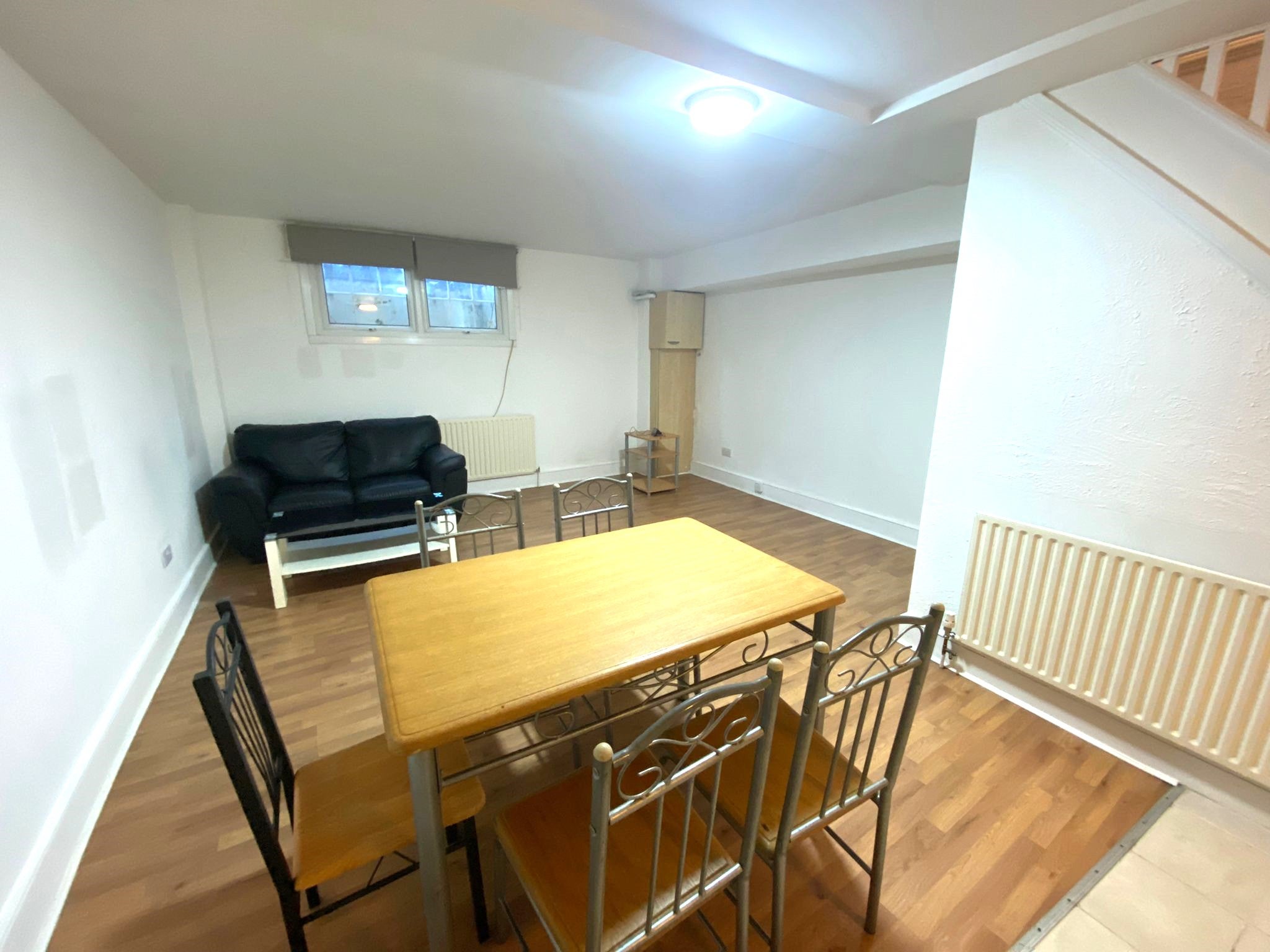 Flat Parfett Street in Greater London