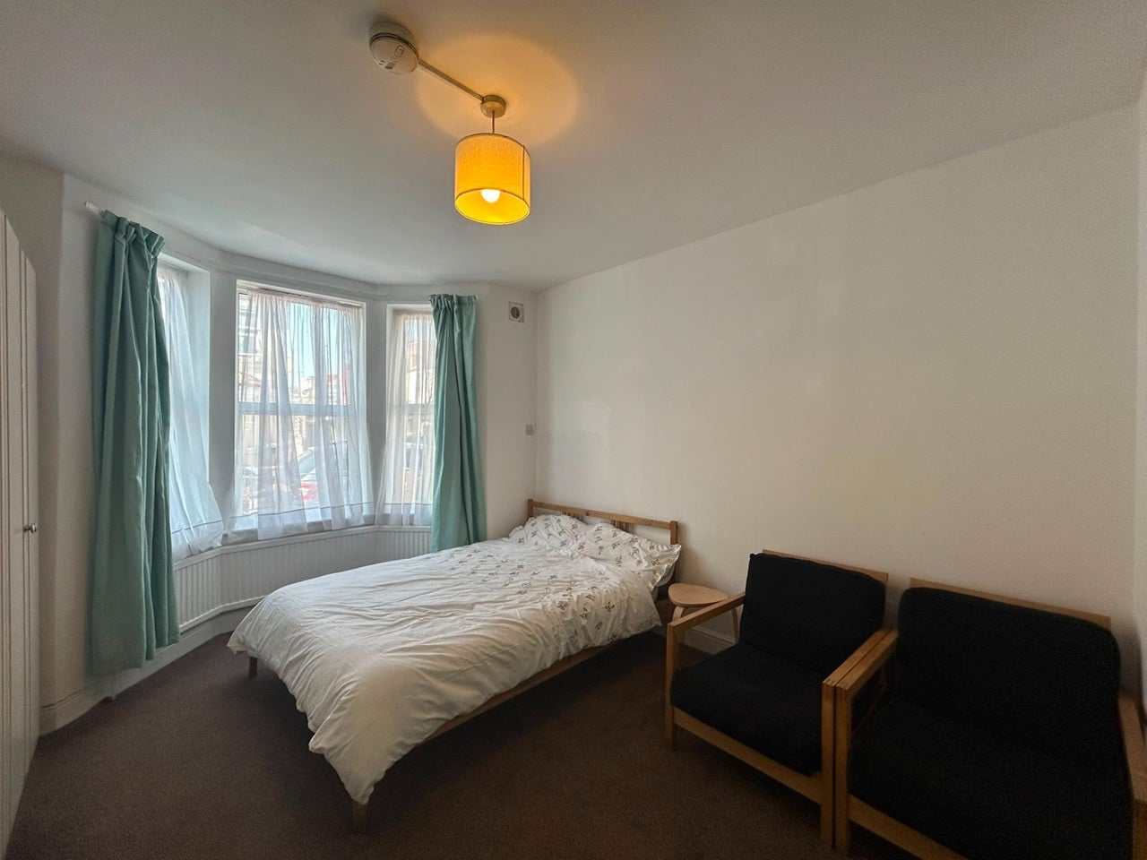 Flat Cecil Road in Greater London