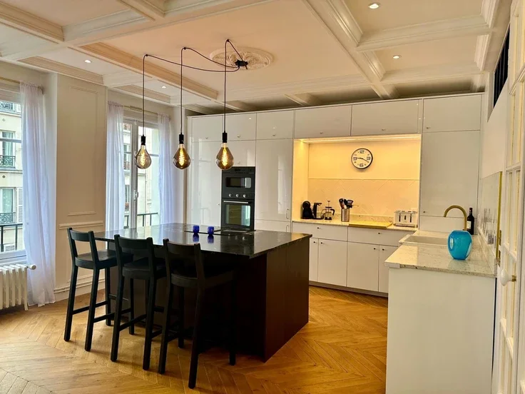 Flat Rue du Faubourg Saint-Denis in Paris