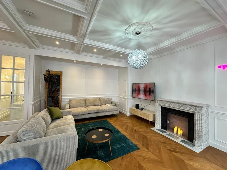Flat Rue du Faubourg Saint-Denis in Paris