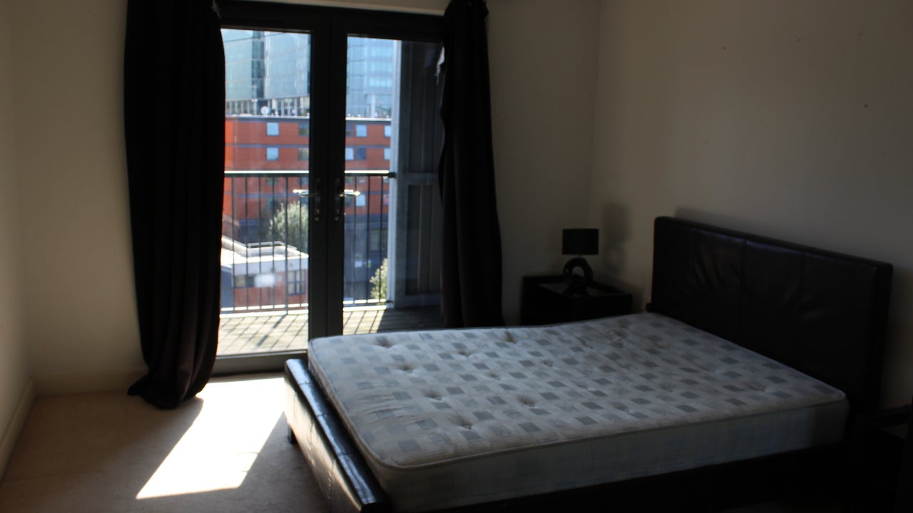 Flat Clive Passage in Birmingham