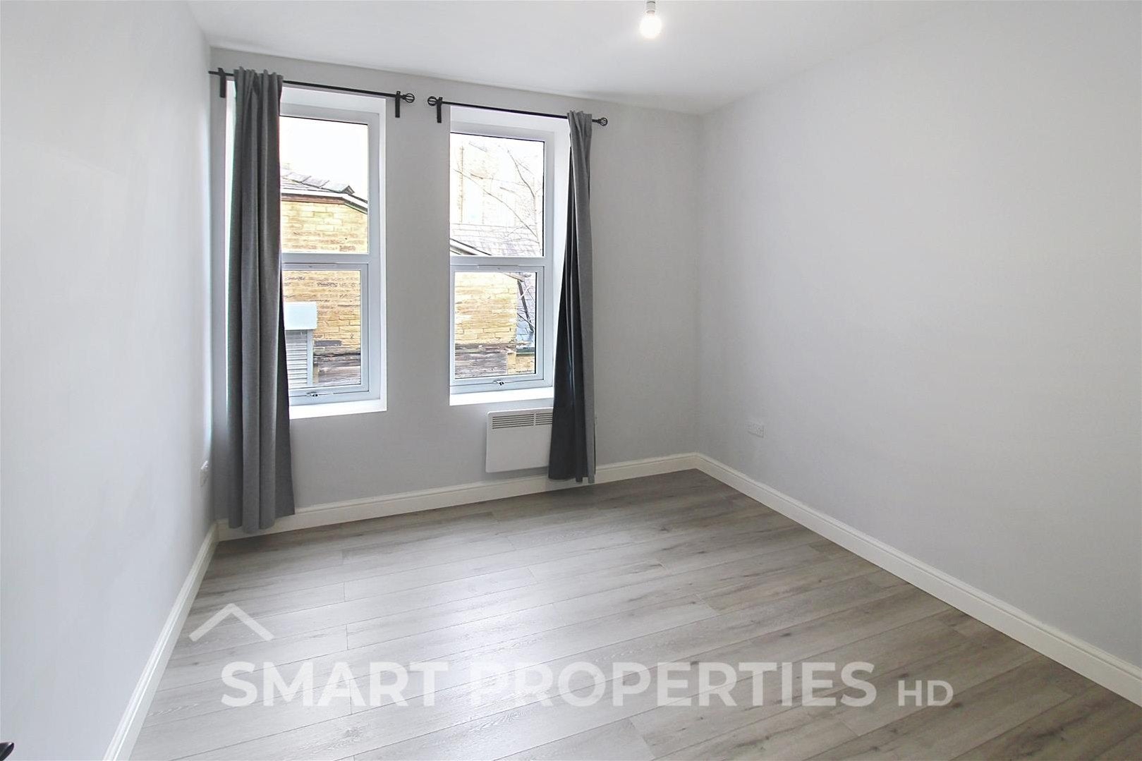 Flat Blackwall in Calderdale