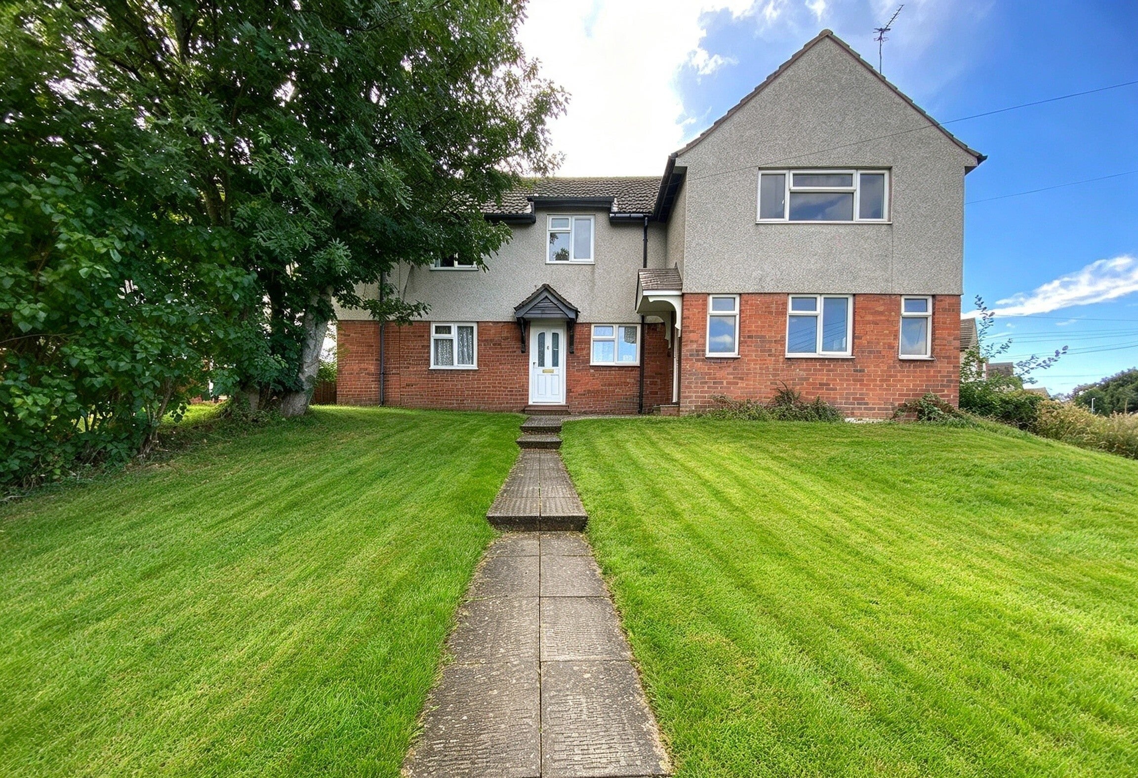 House Hadcroft Road in Stourbridge