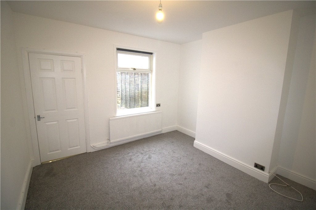House Grove Road in Rushden