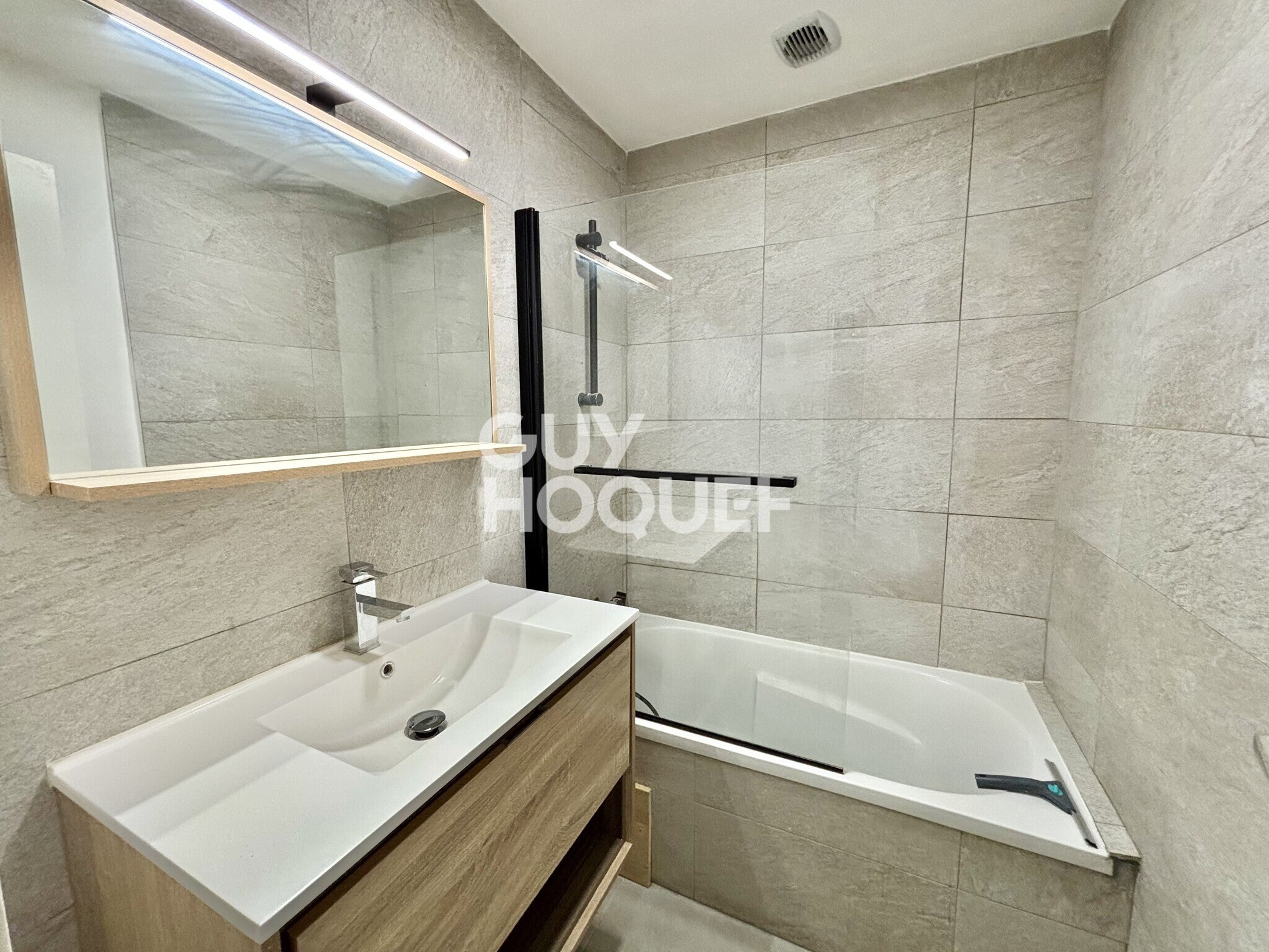 Appartement Rue Jacotot à Aix-les-Bains